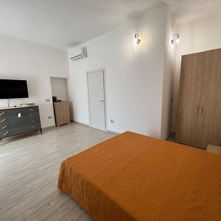 Отель Residenza Giulia Scanzano Jonico Экстерьер фото